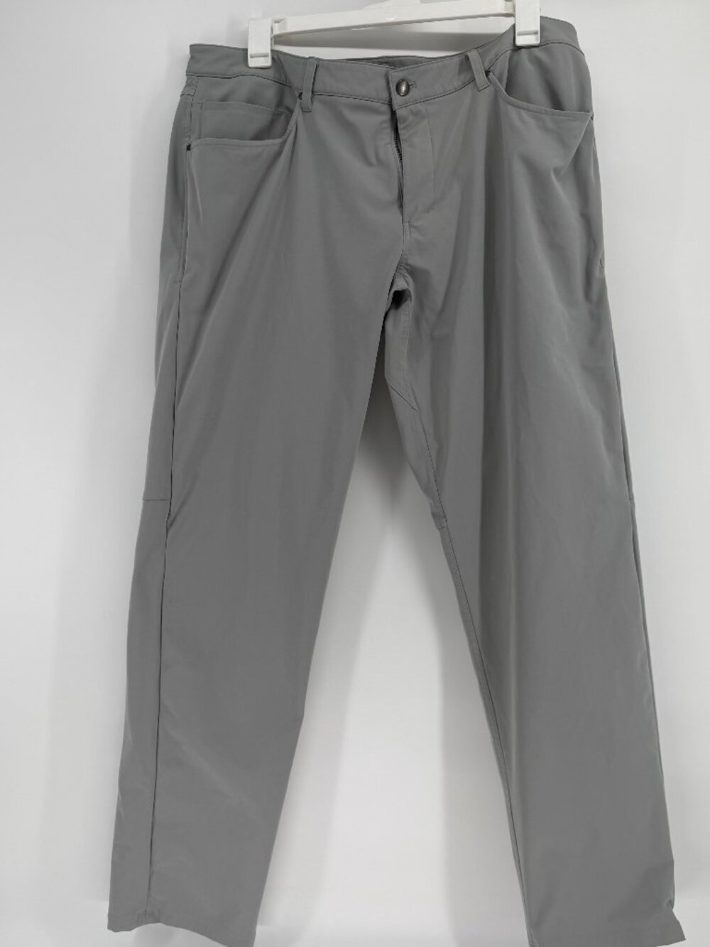 Lululemon Men’s ABC Gray pants size 40